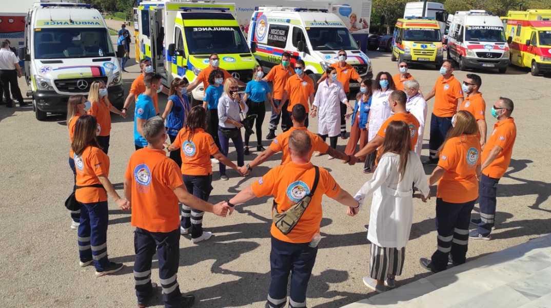Οι διασώστες του «Χαμόγελου του Παιδιού» 