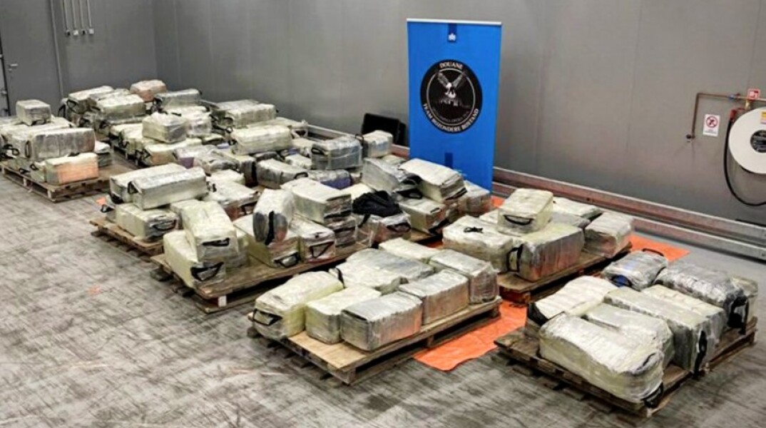 Τέσσερις τόνοι κοκαΐνη κατασχέθηκαν στο Ρότερνταμ