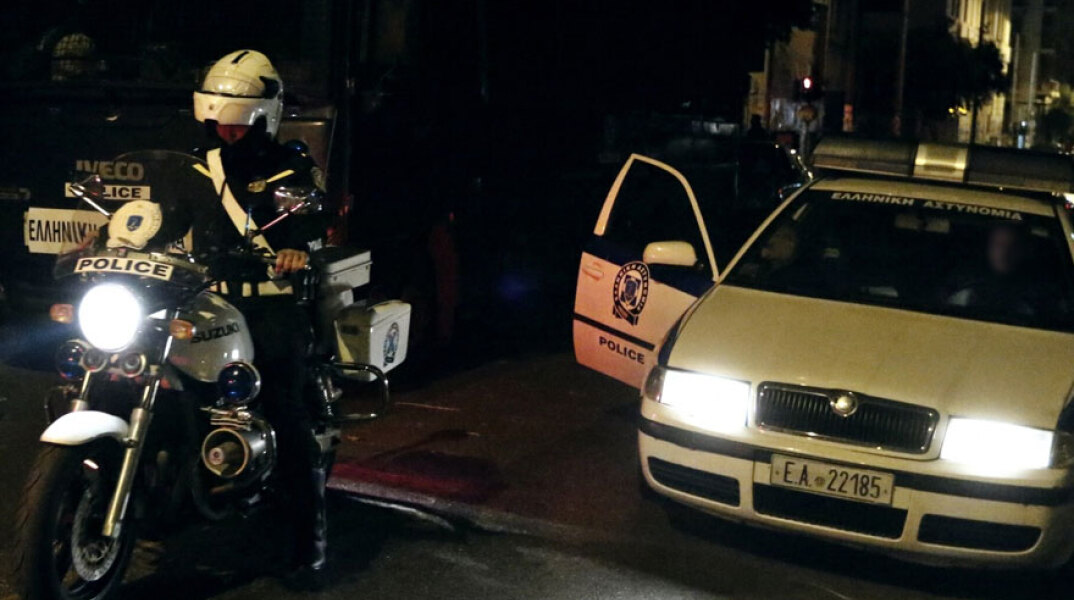 Αστυνομικοί (ΦΩΤΟ ΑΡΧΕΙΟΥ) - Ένας νεκρός από επίθεση με μαχαίρι στη Θεσσαλονίκη