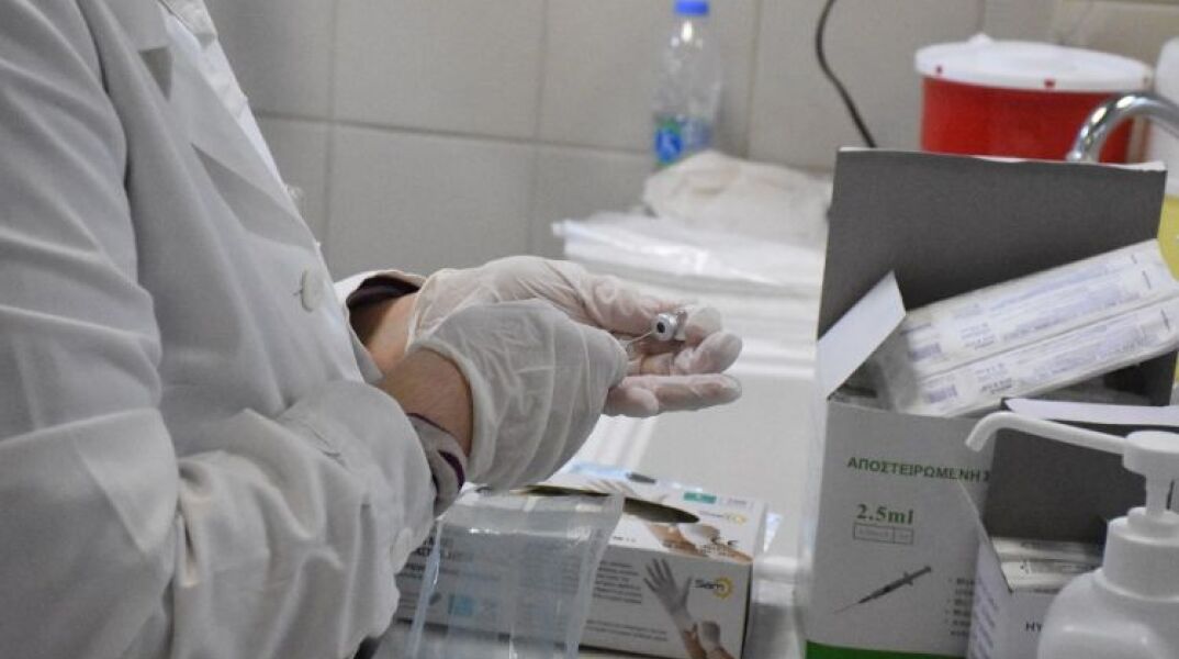 Εμβολιασμός κατά του κορωνοϊού 