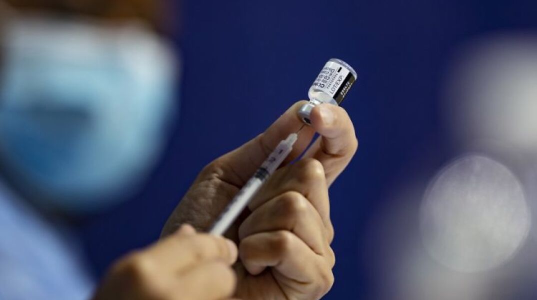 Εμβολιασμός κατά του κορωνοϊού