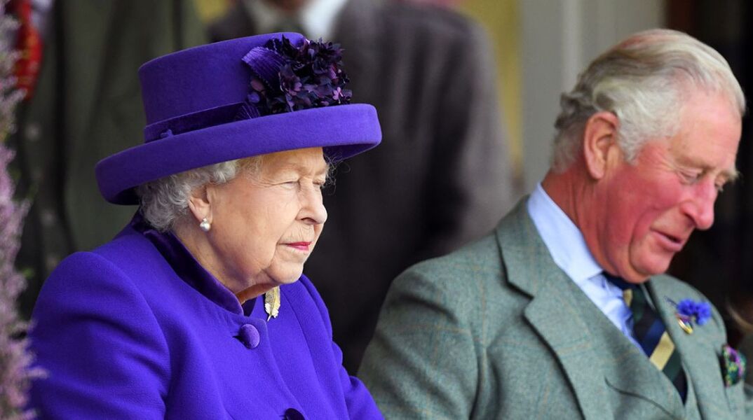 Η Βασίλισσα Ελισάβετ και ο γιος της Πρίγκηπας Κάρολος