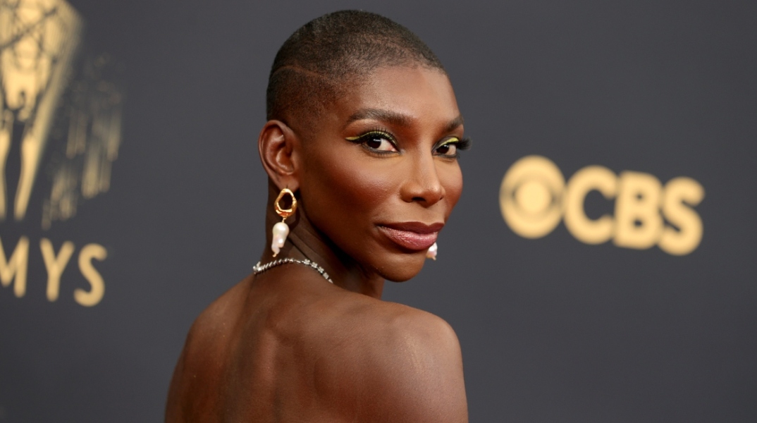 Η Μικέλα Κόελ, νικήτρια στην 73η τελετή απονομής Emmys