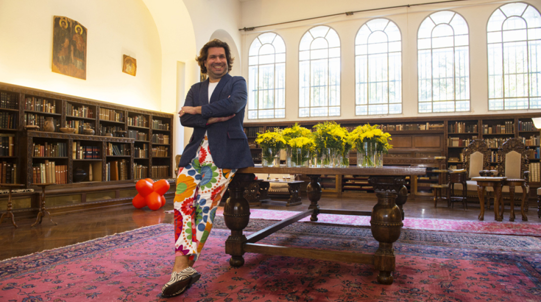 Ο Γεώργιος Καράμπελλας παρουσιάζει το νέο του project FONDAZIONE