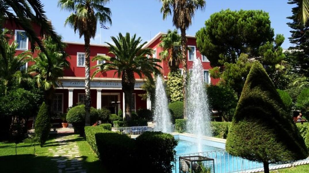 Πάντειο Πανεπιστήμιο