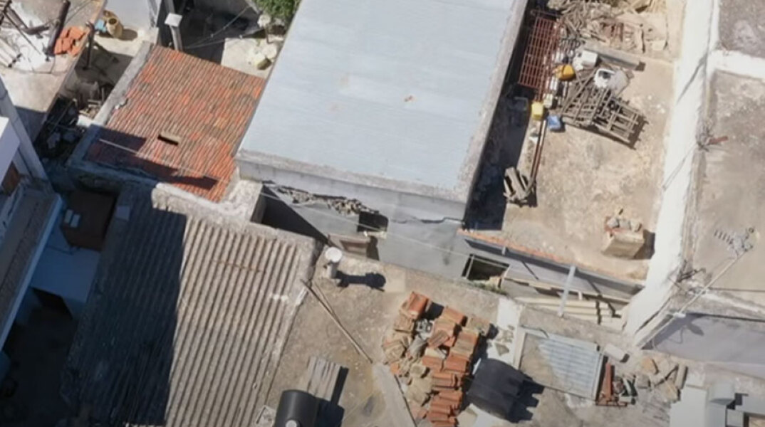 Εικόνα από drone στο Αρκαλοχώρι δείχνει τις ζημιές μετά τον σεισμό στο Ηράκλειο Κρήτης