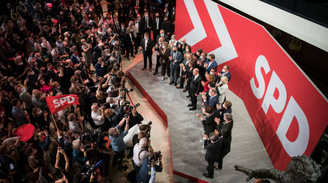 Oι Σοσιαλδημοκράτες πανηγυρίζουν το προβάδισμα τους 