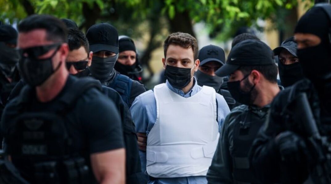 Γλυκά Νερά: Ο καθ' ομολογία δολοφόνος της 20χρονης Καρολάιν