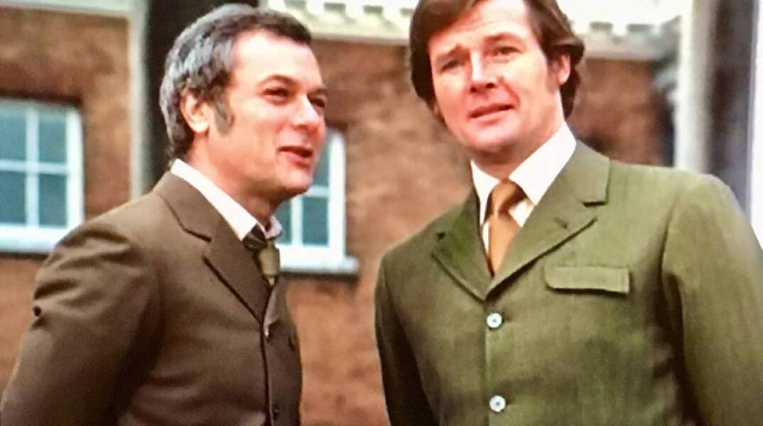 «Αντίζηλοι» με τους Ρότζερ Μουρ και Τόνι Κέρτις