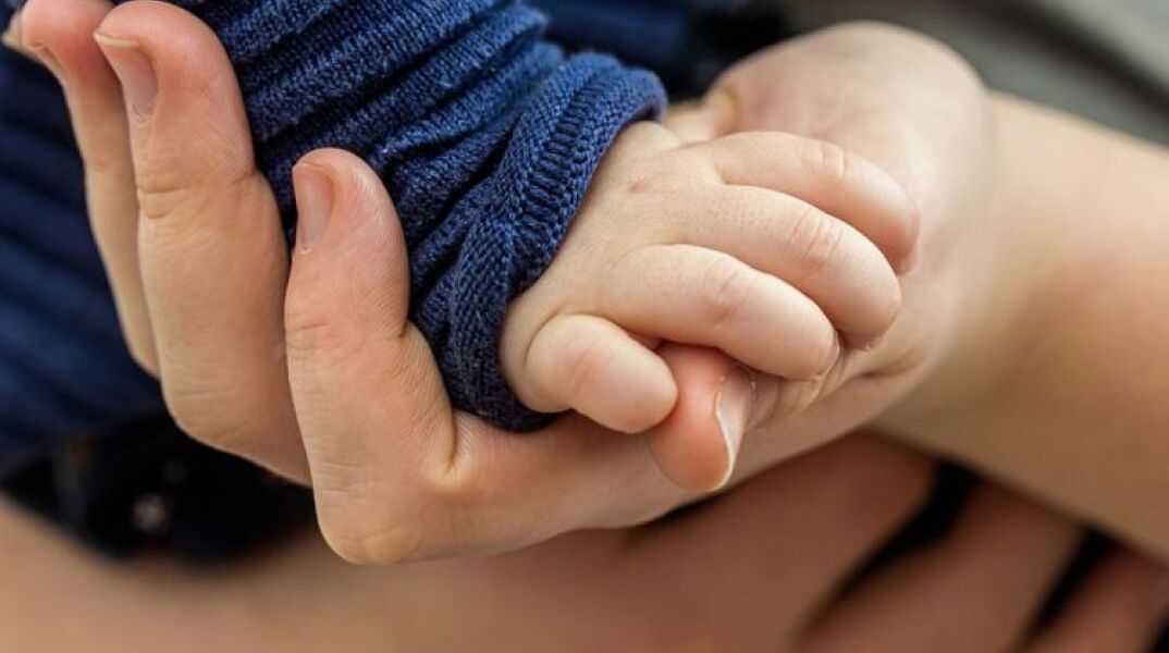 Κορωνοϊός: Σε ΜΕΘ Covid βρέφος 2 μηνών