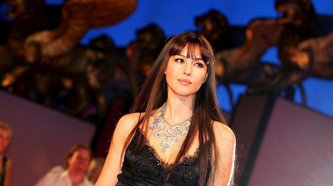 Η Ιταλίδα ηθοποιός Μόνικα Μπελούτσι στο Κινηματογραφικό Φεστιβάλ της Βενετίας, το 2002 (ΦΩΤΟ ΑΡΧΕΙΟΥ)
