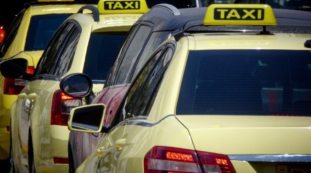 ΤΑΞΙ (Φωτό Αρχείου)