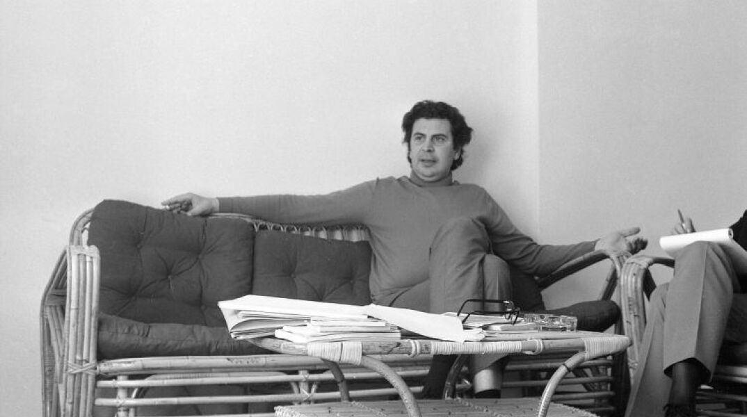 Μίκης Θεοδωράκης