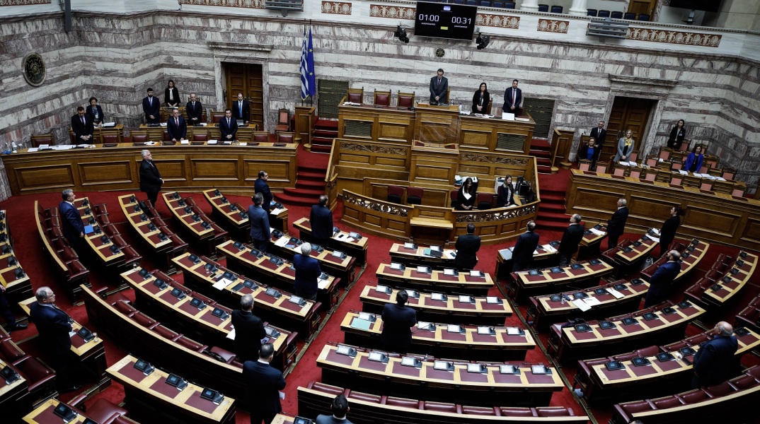 Κατατίθεται στη Βουλή τη Δευτέρα 4 Οκτωβρίου το προσχέδιο του προϋπολογισμού, το κόστος των παρεμβάσεων για το 2021 και το 2022 είναι της τάξεως 3,5 δισ. ευρώ. 