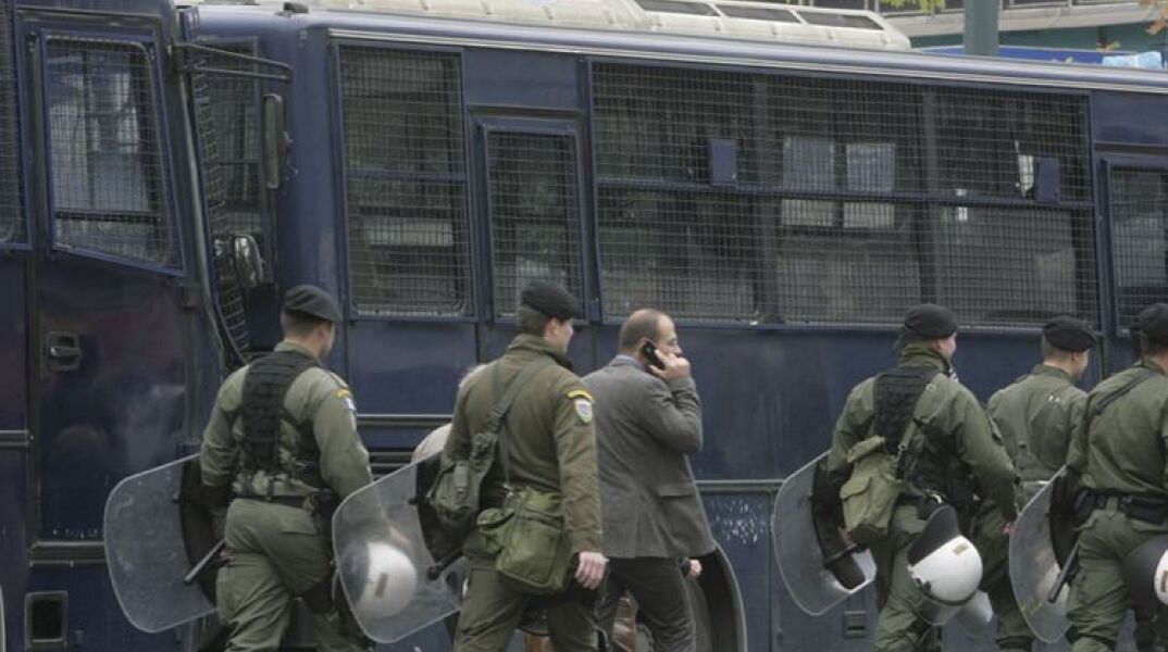 Άνδρες των ΜΑΤ