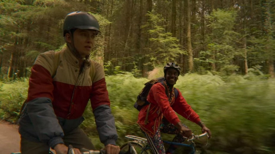 Η σειρά Sex Education της πλατφόρμας Netflix πραγματοποιεί τα γυρίσματά της σε πολλά μέρη της Βρετανίας.