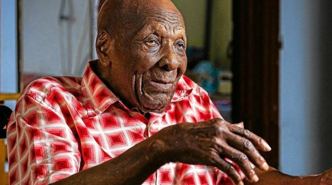 Ο Ζιλ Τεομπάλντ, ο γηραιότερος άνθρωπος της Γαλλίας, πέθανε σήμερα σε ηλικία 112 ετών