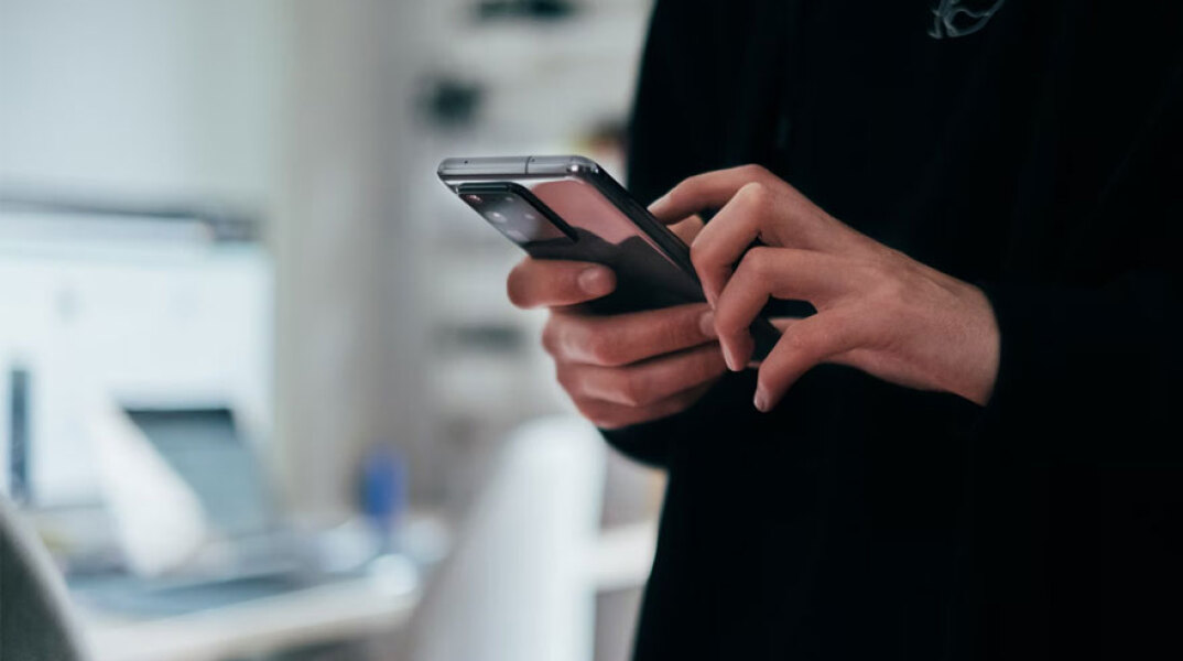 Κινητό τηλέφωνο (ΦΩΤΟ ΑΡΧΕΙΟΥ) - Δωρεάν 50GB με αίτηση στην πλατφόρμα Freedom Pass Data