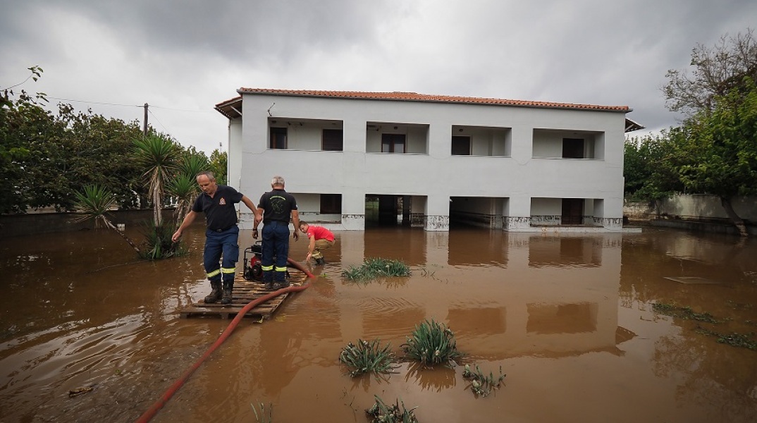 Κακοκαιρία Αθηνά: Πλημμύρες και καταστροφές από την έντονη βροχόπτωση στις πυρόπληκτες περιοχές της Β.Εύβοιας