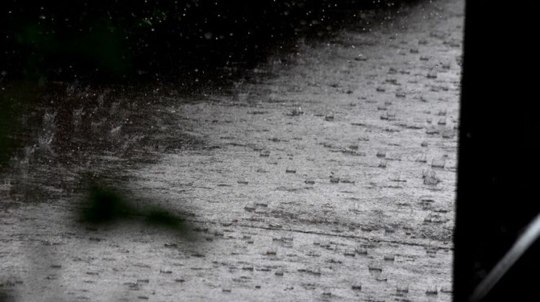 Βροχή © EUROKINNISSI/ΠΑΠΑΔΟΠΟΥΛΟΣ ΒΑΣΙΛΗΣ  