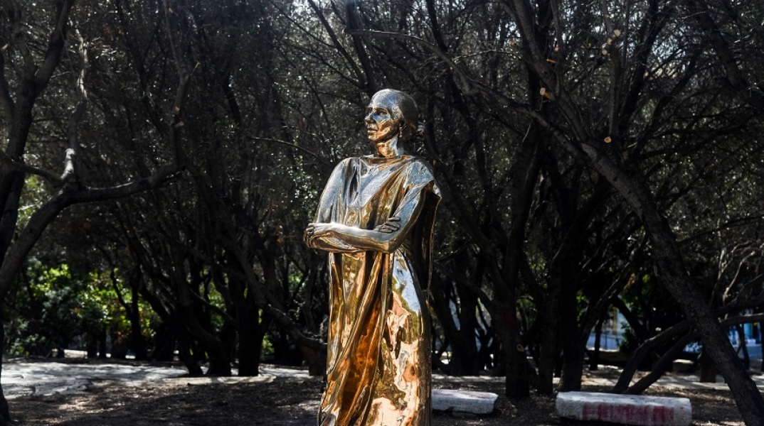 Κώστας Μπακογιάννης: Πώς σχολίασε το άγαλμα της Μαρία Κάλλας