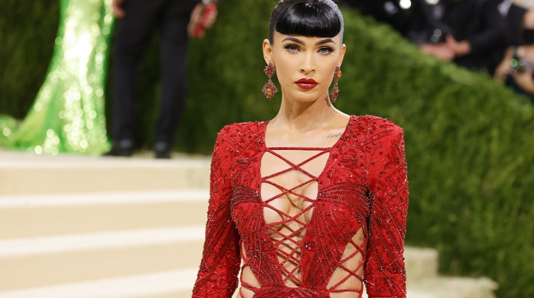 Η Megan Fox στο Met Gala 2021.