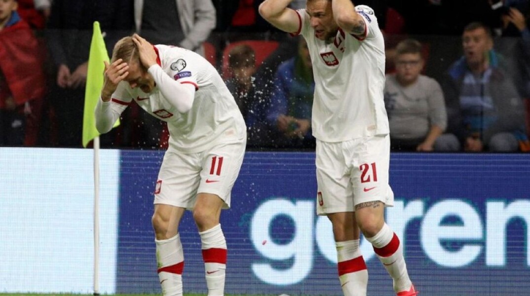 Οι παίκτες της Πολωνίας στον αγώνα με την Αλβανία