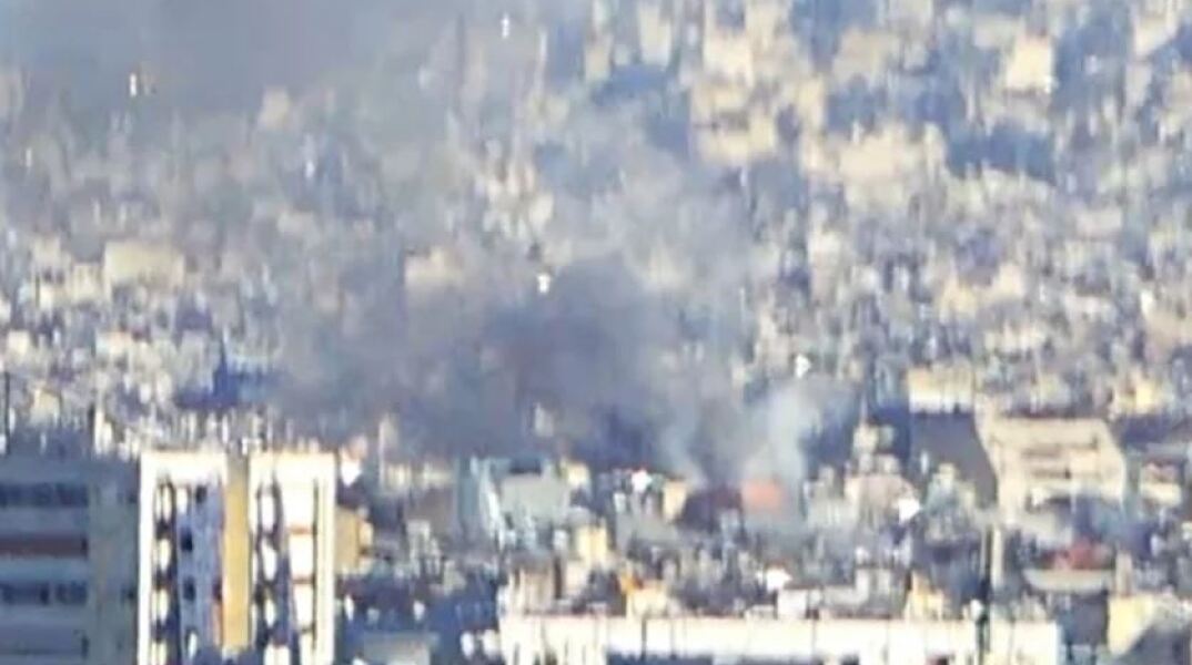 Φωτιά σε πολυκατοικία στον Κολωνό 