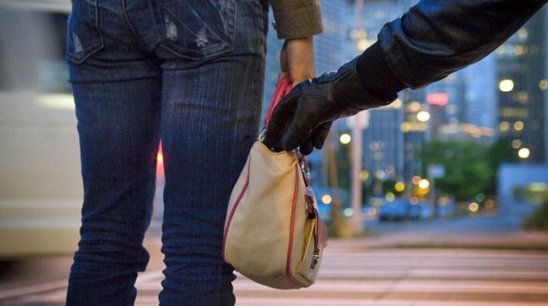 Τσαντάκιας