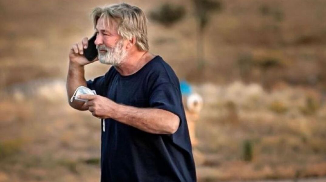 Στην κηδεία της κινηματογραφίστριας ο Άλεκ Μπάλντουιν (Alec Baldwin)