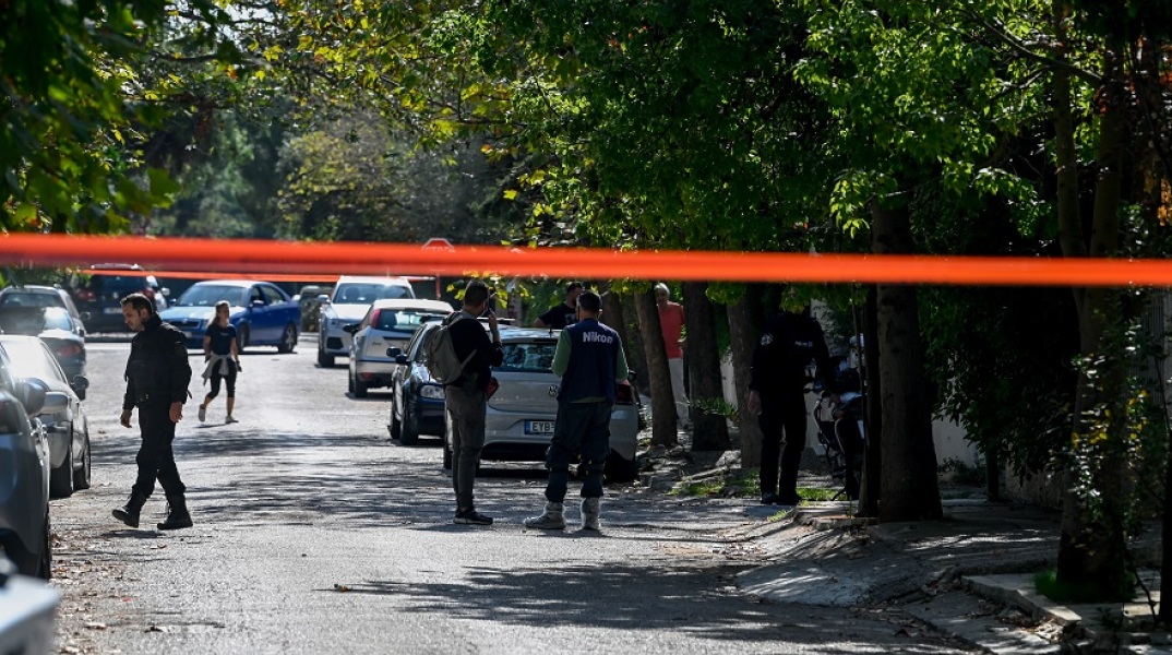 Νέα Ερυθραία: Ολόκληρο οπλοστάσιο είχε στήσει στο σπίτι του ο 40χρονος δράστης