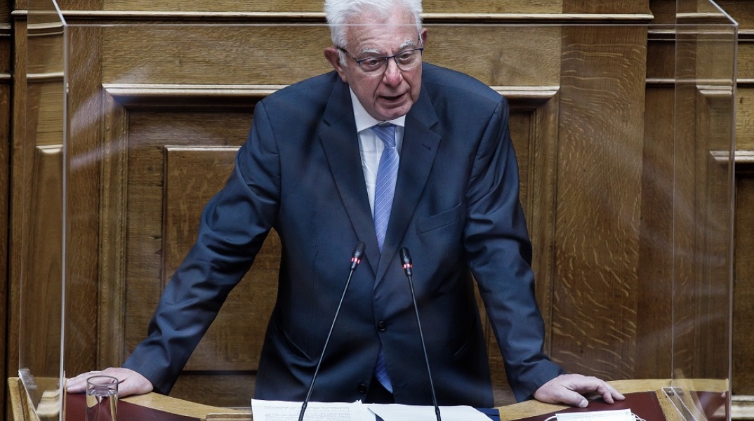 Υιοθετεί την πρόταση Μόσιαλου η κυβέρνηση: Πρόγραμμα πρόληψης κατά του καρκίνου με την ονομασία "Φώφη Γεννηματά"