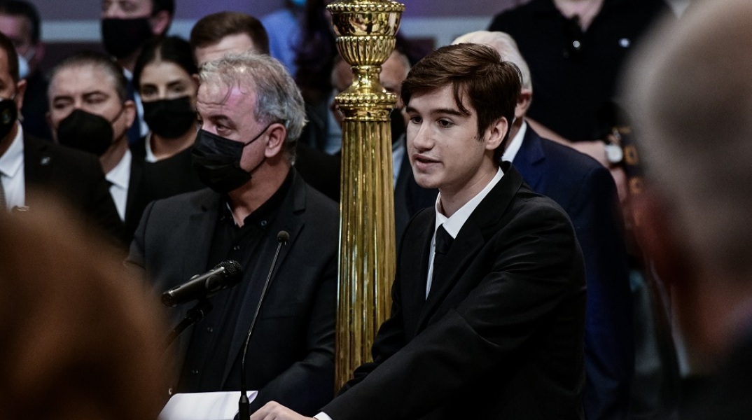 Η πιο συγκινητική στιγμή ήταν αυτή όπου ο γιος της, ο 17χρονος Γιώργος, εκφώνησε τον επικήδειο για τη μητέρα του.