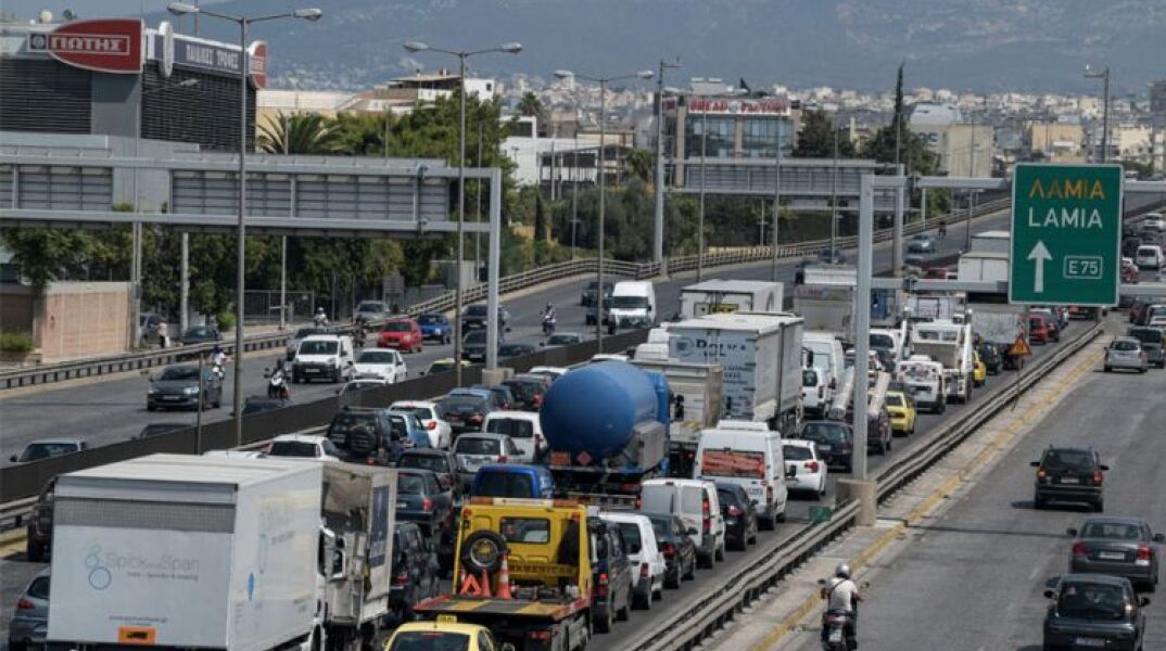 Μποτιλιάρισμα στην Αττική Οδό 
