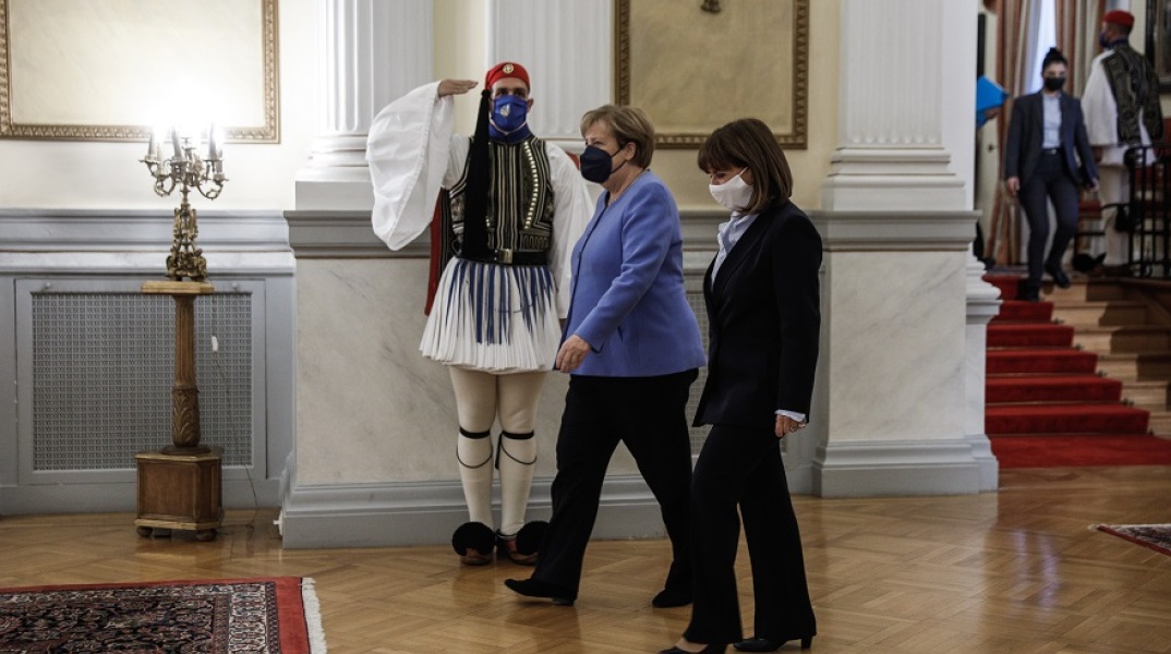 Συνάντηση Κατερίνας Σακελλαροπούλου με Άνγκελα Μέρκελ