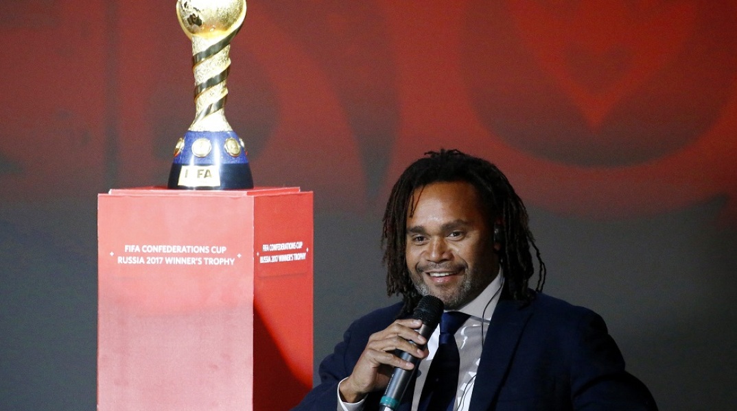 Κριστιάν Καρεμπέ: Ο προπάππους του σε κλουβί ζωολογικού κήπου στη Γερμανία