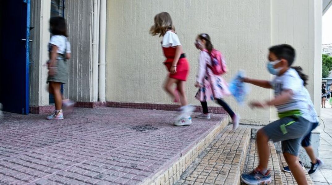 Στο edupass.gov.gr η δήλωση των self-test για τους μαθητές από Δευτέρα