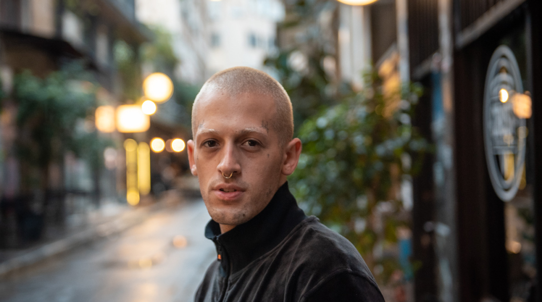 Τάσος Ξιαρχό:  Χλευάζει κορίτσι με παραπάνω κιλά για το ρούχο του