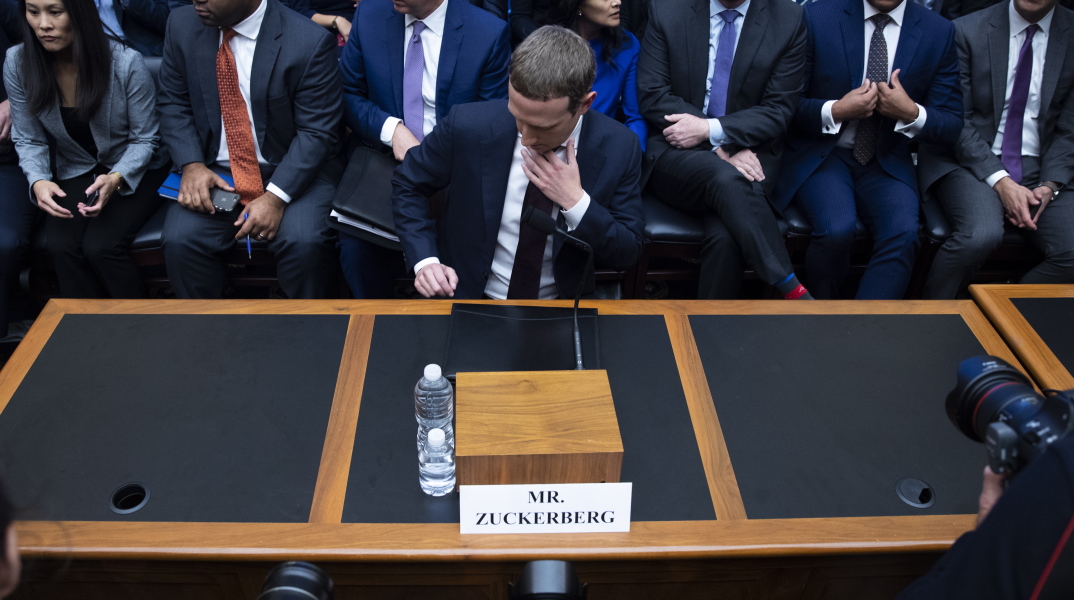zuckerberg_choking.jpg