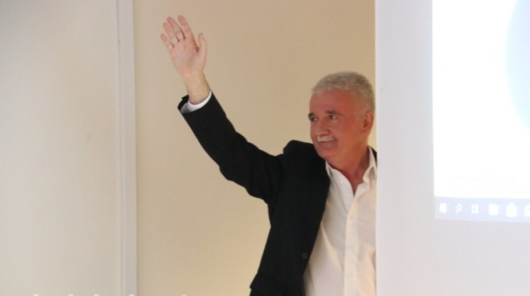 Απίστευτη δήλωση του δημάρχου Μετεώρων: Διαφήμιση για την Καλαμπάκα το επεισόδιο στην ταβέρνα με τον καθηγητή Βασιλακόπουλο