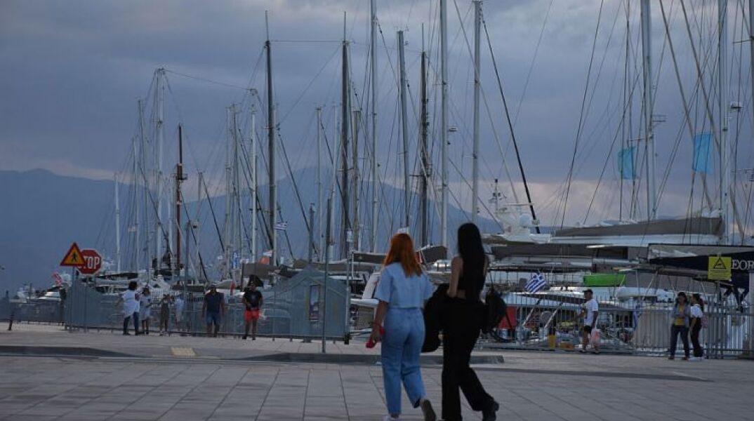 Σάκης Αρναούτογλου: Ορατότης μηδέν - «Πυκνότατες ομίχλες, ακριβοθώρητος ο ήλιος τις επόμενες μέρες»