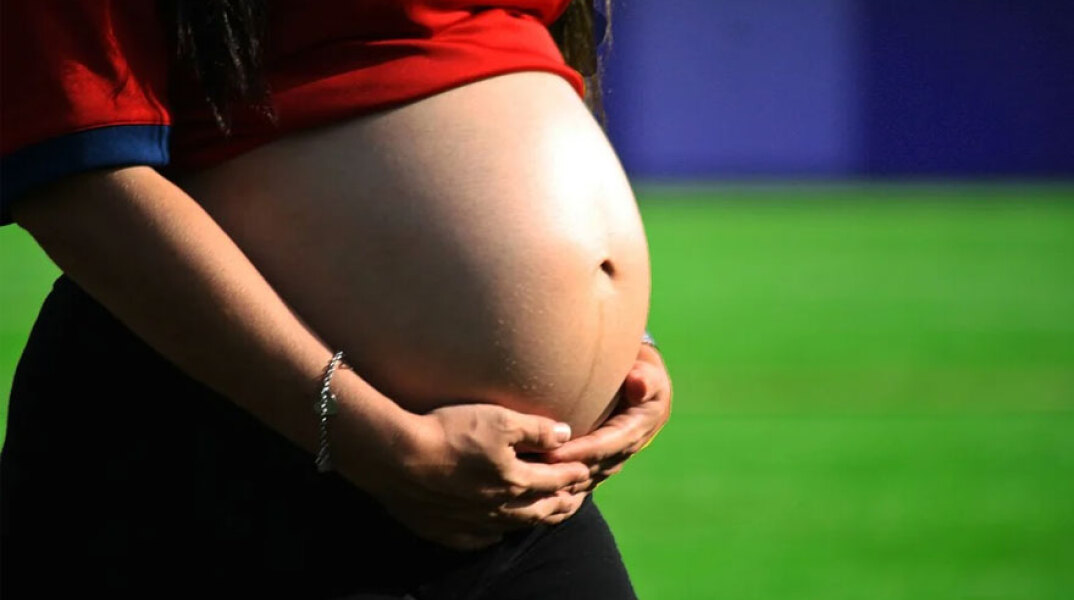 Έρευνα μετά τις καταγγελίες για γυναικολόγους που απέτρεψαν εγκύους να εμβολιαστούν κατά του κορωνοϊού (ΦΩΤΟ ΑΡΧΕΙΟΥ)