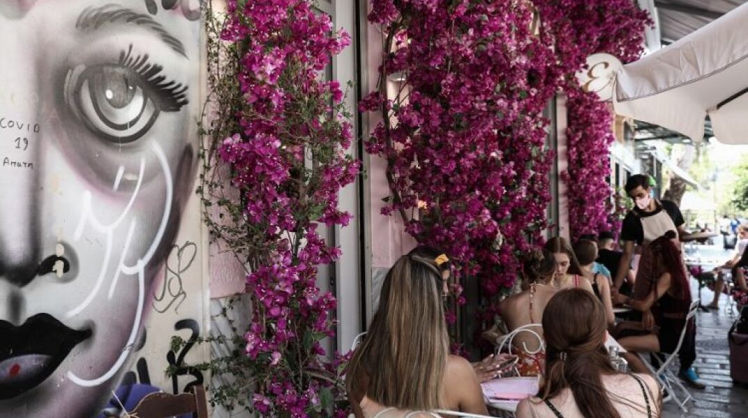 Με self test τα παιδιά έως 18 ετών στους μεικτούς χώρους