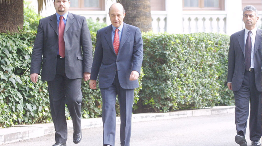 Ο Κώστας Σημίτης την περίοδο που ήταν πρωθυπουργός της Ελλάδας