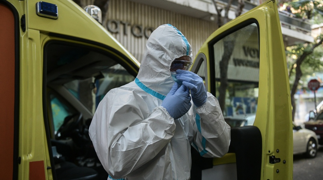 Κορωνοϊός: Πού εντοπίζονται τα 6.393 κρούσματα