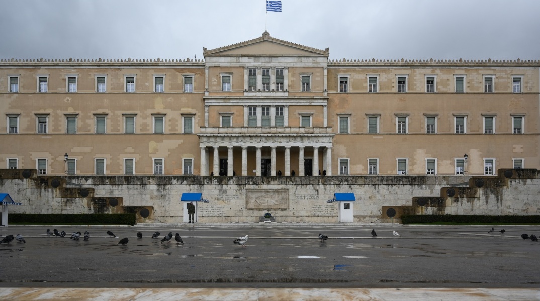 Ο καιρός σε όλη την Ελλάδα την Κυριακή, 7 Νοεμβρίου 2021. Αναλυτική πρόγνωση για το επόμενο 24ωρο από την Εθνική Μετεωρολογική Υπηρεσία.