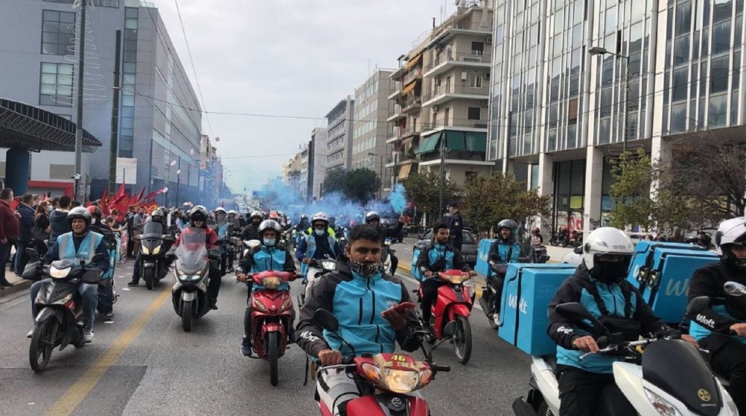Συγκέντρωση εργαζομένων σε επισιτισμό και τουρισμό – Μοτοπορεία διανομέων προς την Αεροπαγίτου