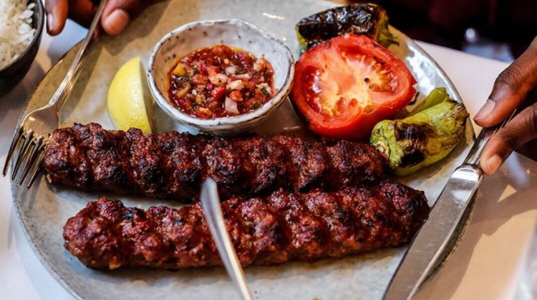 Ο ΕΦΕΤ ανακαλεί κεμπάπ, βρέθηκε σαλμονέλα