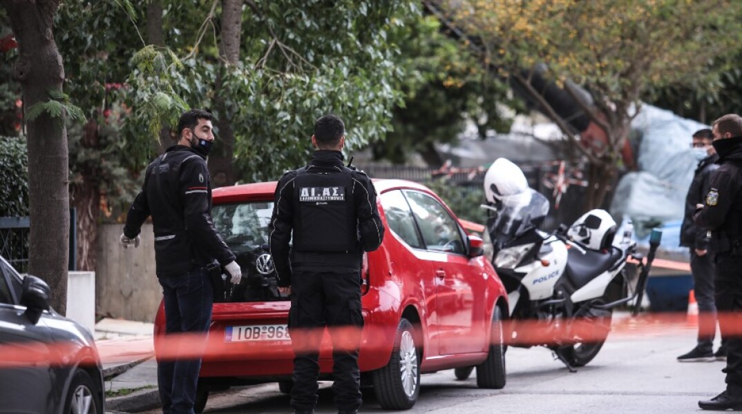 Πυροβολισμοί στο Χαλάνδρι: Πυροβόλησε τον πατέρα του παιδιού της