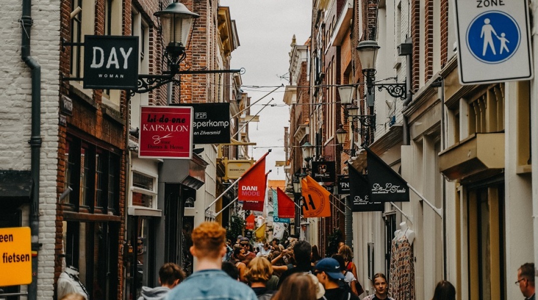 Covid-19 - Ευρώπη: Τα κρούσματα ξανά στα ύψη